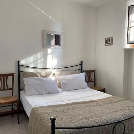 3 Bedroom Villa, Garda *